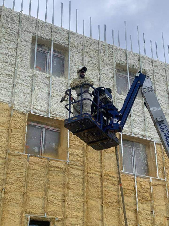 Isolation de mur extérieur Bron